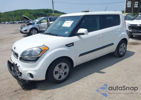 2013 Kia Soul z USA, uszkodzony, nr VIN KNDJT2A52D7768609